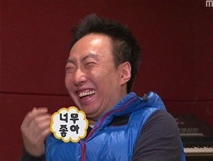2111032844 54d33a89