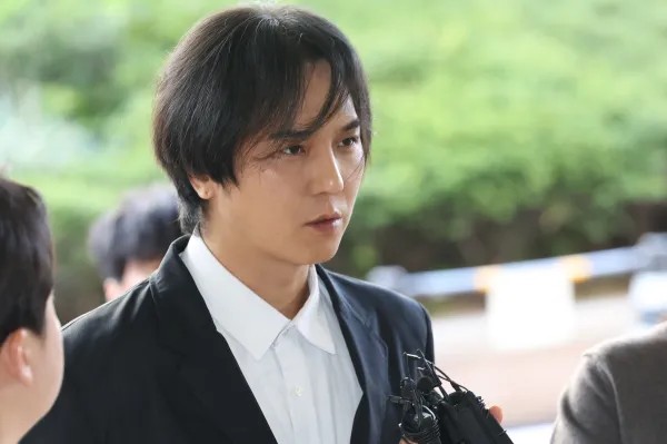 0517493457 038f0c15