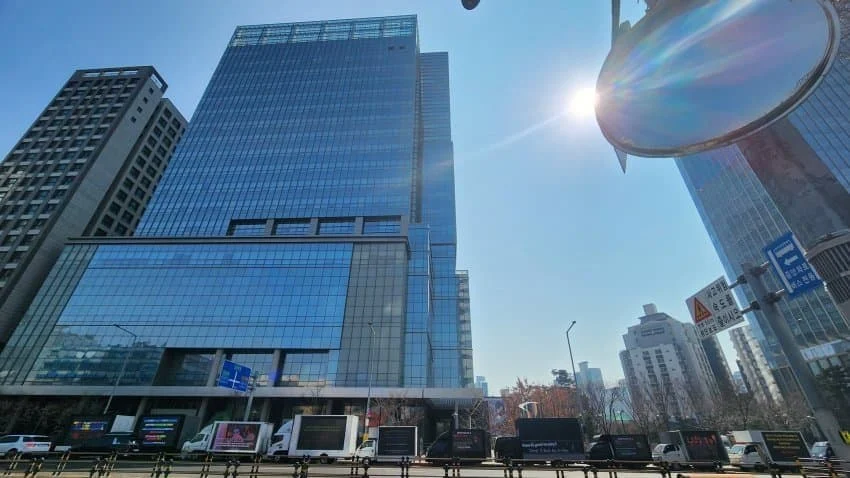 1603063014 352cab95