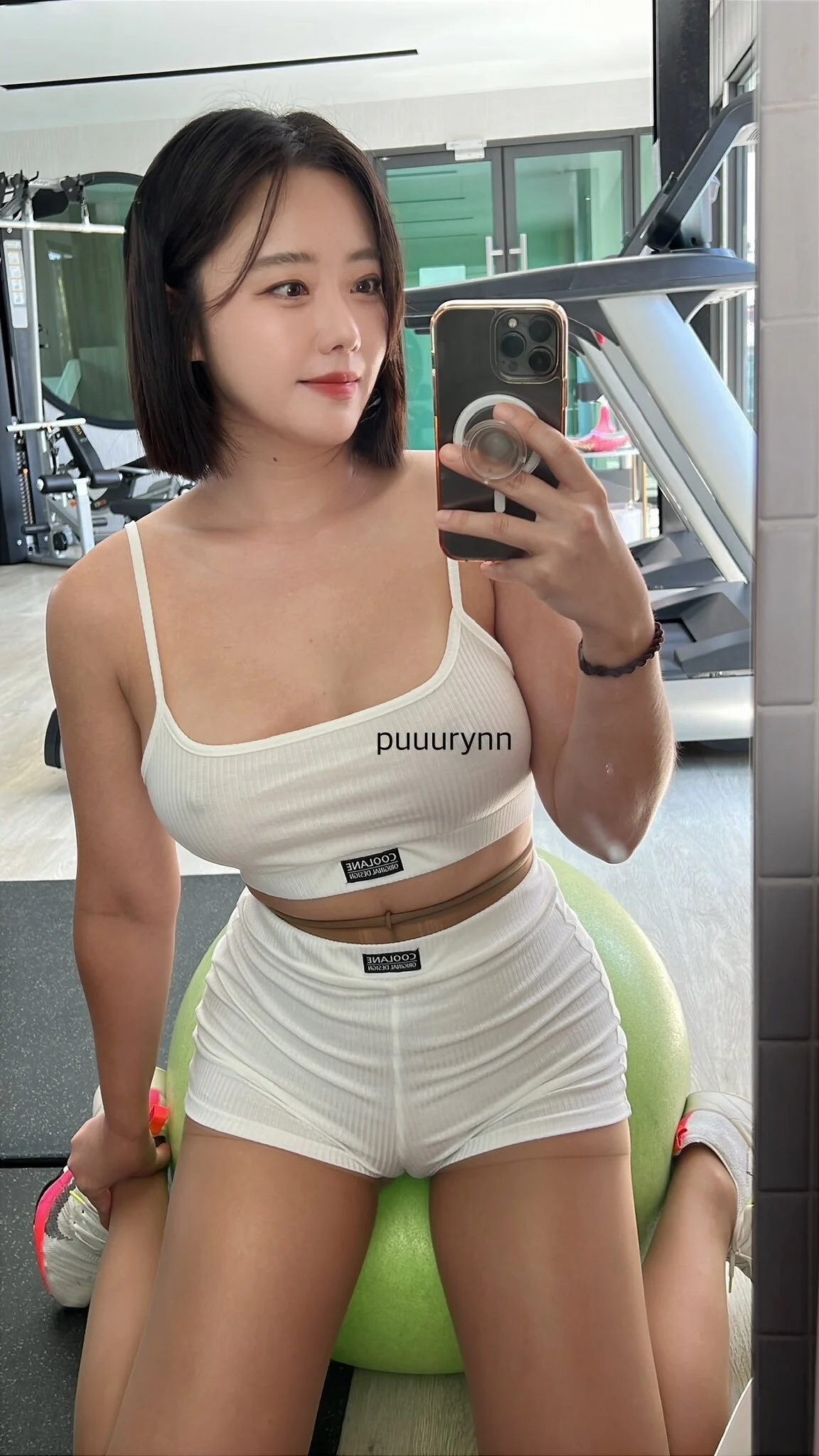 1623577806 d2748f93