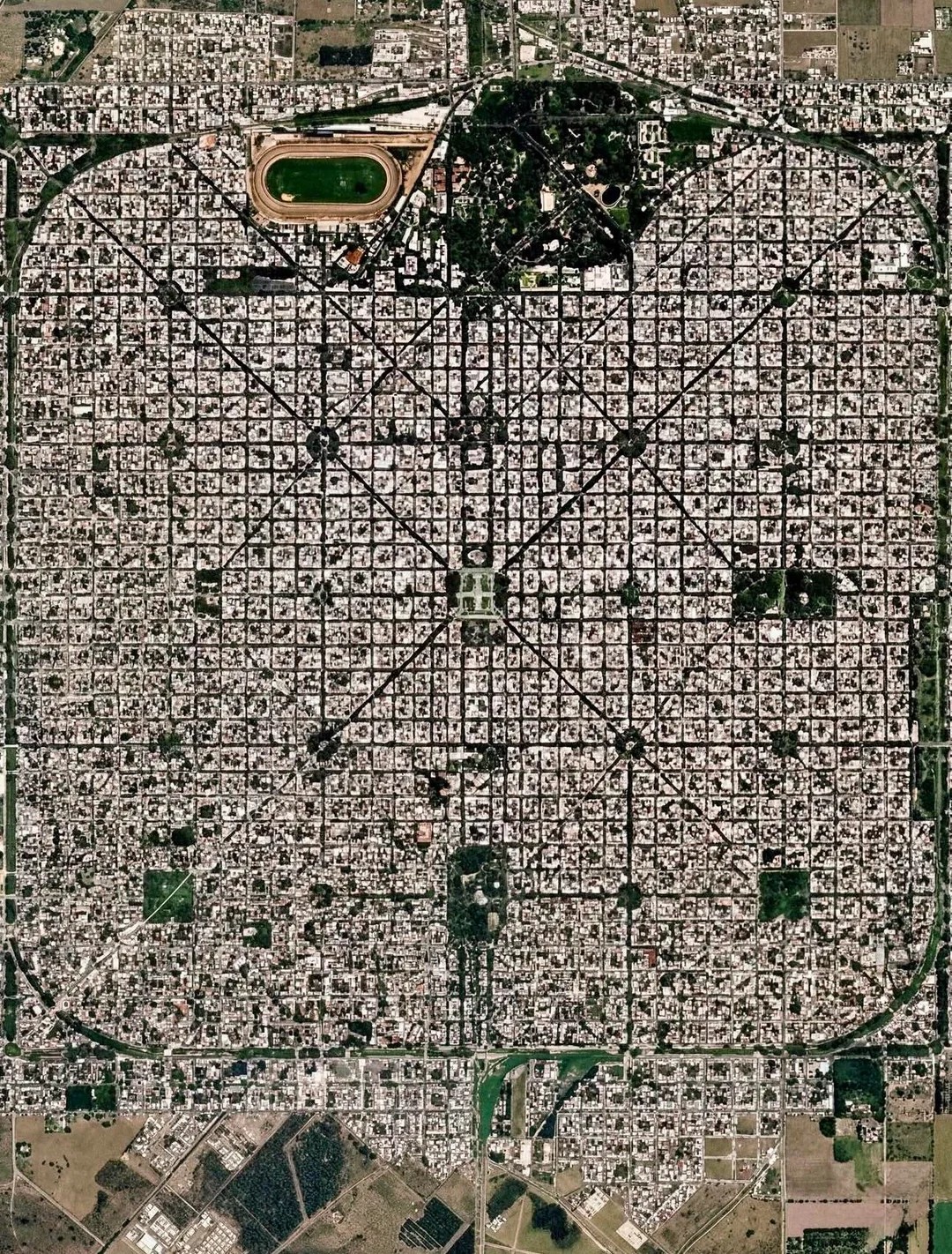 1938272083 9814f53b