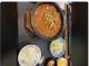 김치 돈까스의 국적을 물어보는 외국인