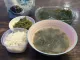 외국: 밥임? / 한국: 군침싹