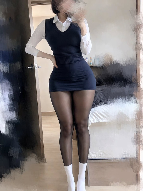 0946052916 68955112 600x799