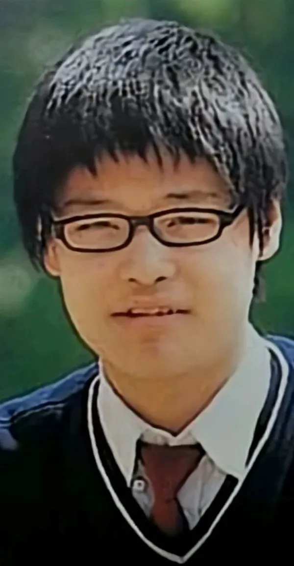 1635141318 ae336547 600x1152