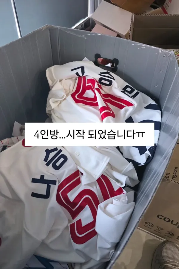 1812130303 d4d0753f 600x899