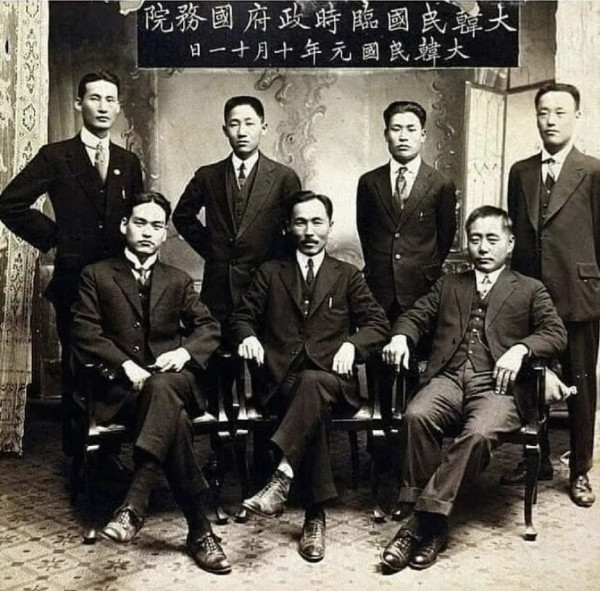 1814520533 f8e5eced 600x591